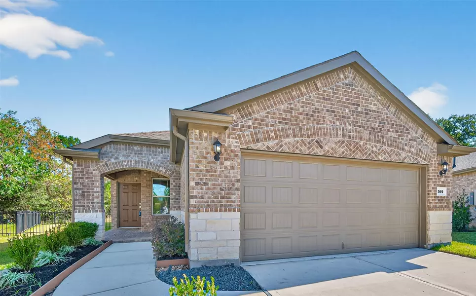 269 Flaxen Chestnut, The Woodlands, TX 77382