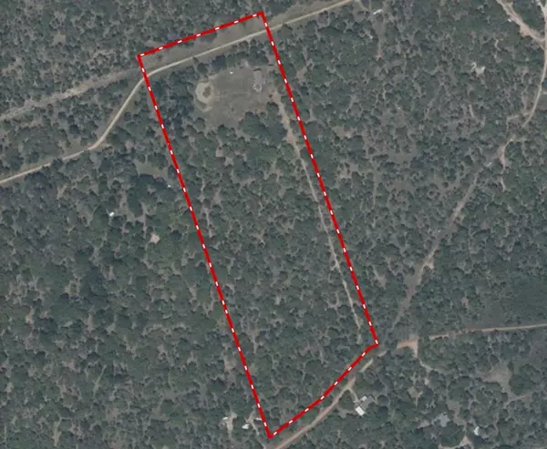 Hallettsville, TX 77964,7121 County Road 125