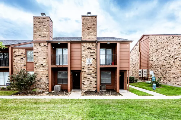 904 University Oaks BLVD #58,  College Station,  TX 77840
