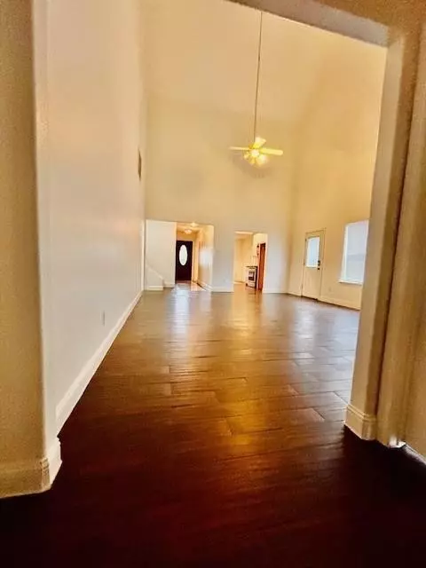 Spring, TX 77373,23915 Floragate DR