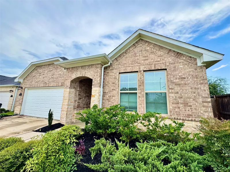 31331 Whitfield CT, Fulshear, TX 77441