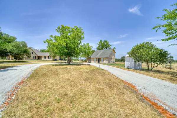 Midway, TX 75852,6021 Fm 3060