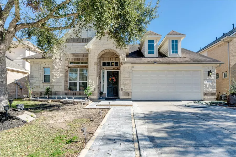 8719 Sunrise Terrace LN, Richmond, TX 77407