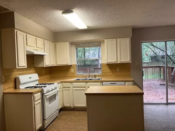 The Woodlands, TX 77381,35 Maywind CT