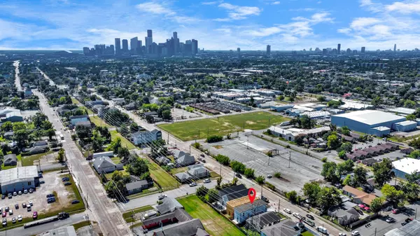 Houston, TX 77009,3310 Hardy ST