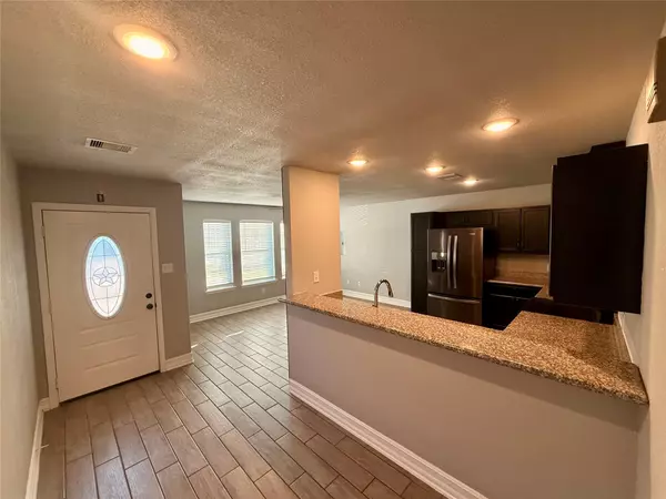Bacliff, TX 77518,3727 Putnam DR #A