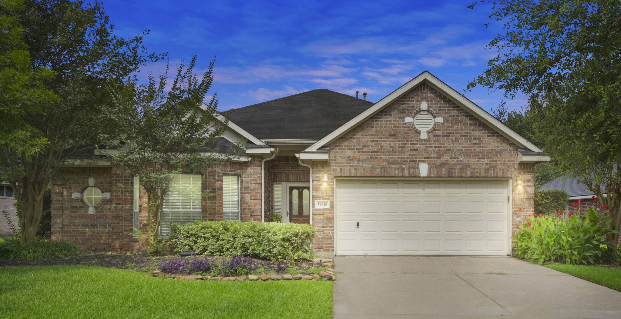 19610 Water Point TRL,  Kingwood,  TX 77346