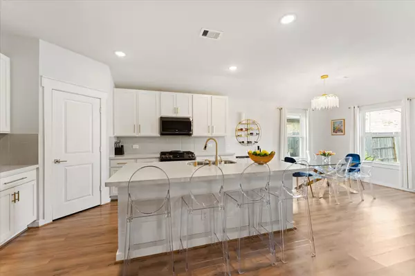 12351 Oakleaf Bend DR, Humble, TX 77346