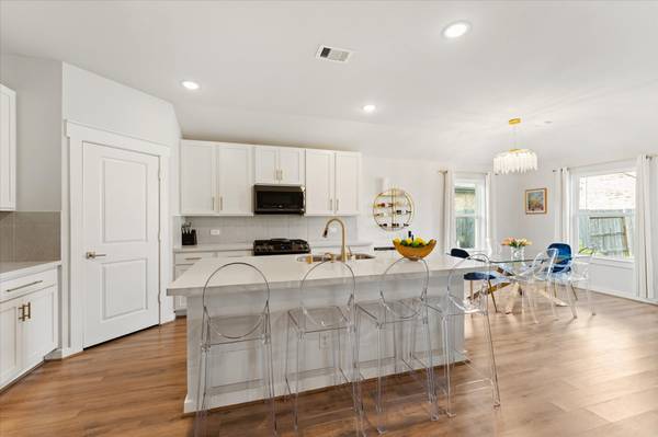 12351 Oakleaf Bend DR, Humble, TX 77346