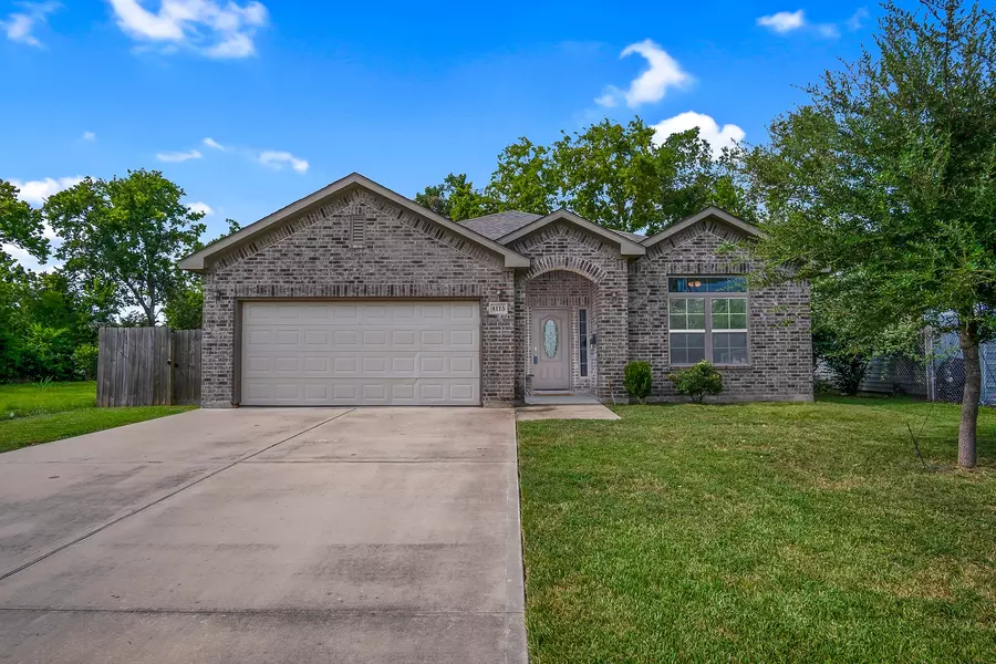 4115 Hartsville RD, Houston, TX 77047