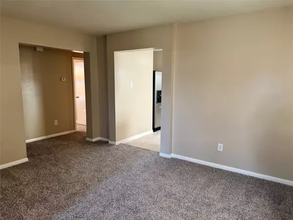 Houston, TX 77085,5626 Tidewater DR