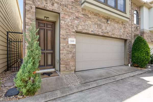 Houston, TX 77007,1369 Studer ST