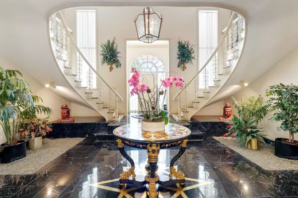 Houston, TX 77063,9574 Doliver DR