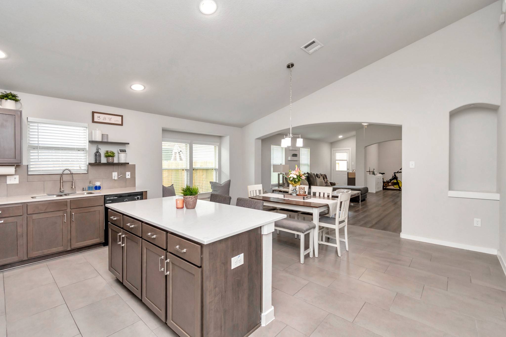 Rosharon, TX 77583,6914 Spring Vale DR