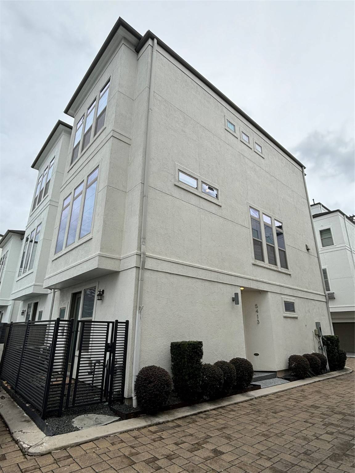 Houston, TX 77007,5413 Larkin Street