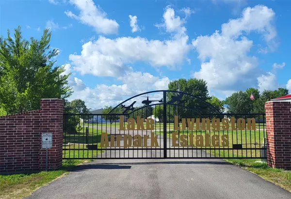 732 Air Park DR,  Livingston,  TX 77351