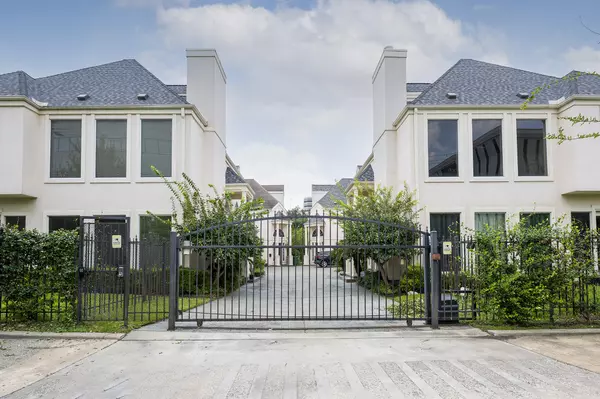 Houston, TX 77098,3004 Eastside