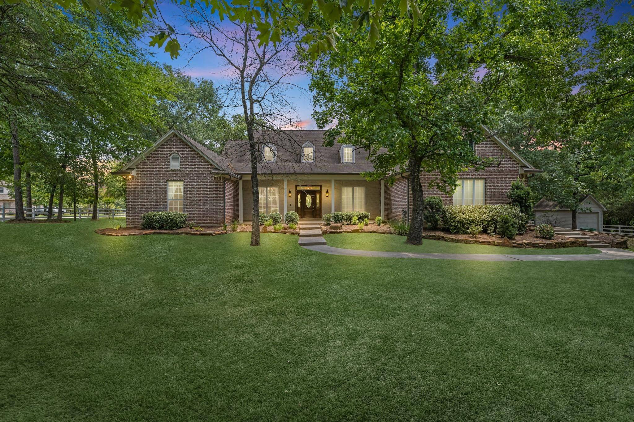 8998 Stone Oak DR, Montgomery, TX 77316