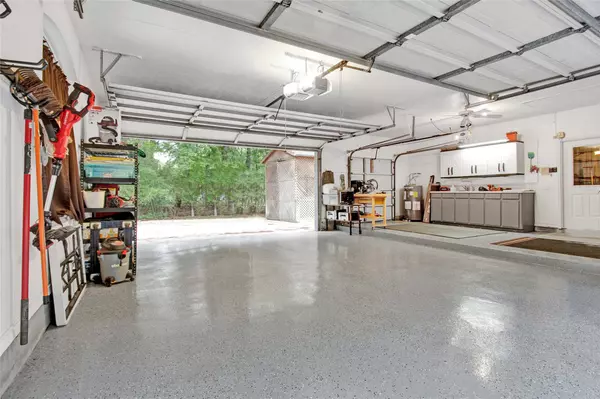 Huntsville, TX 77320,22428 Pebble Beach WAY