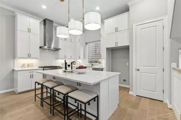 Houston, TX 77007,4022 Blossom ST