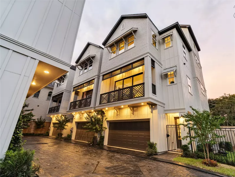 4022 Blossom ST, Houston, TX 77007