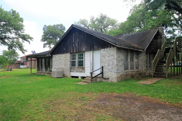 West Columbia, TX 77486,1518 S Columbia DR