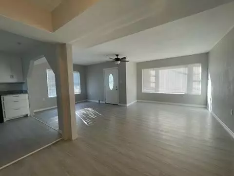 Angleton, TX 77515,1114 E Pecan ST