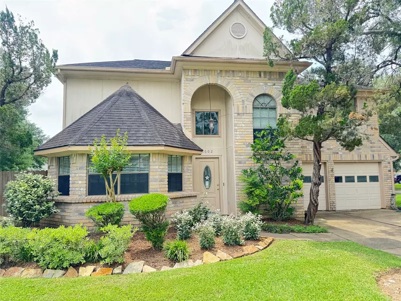 4602 Rainbow RUN, Sugar Land, TX 77479