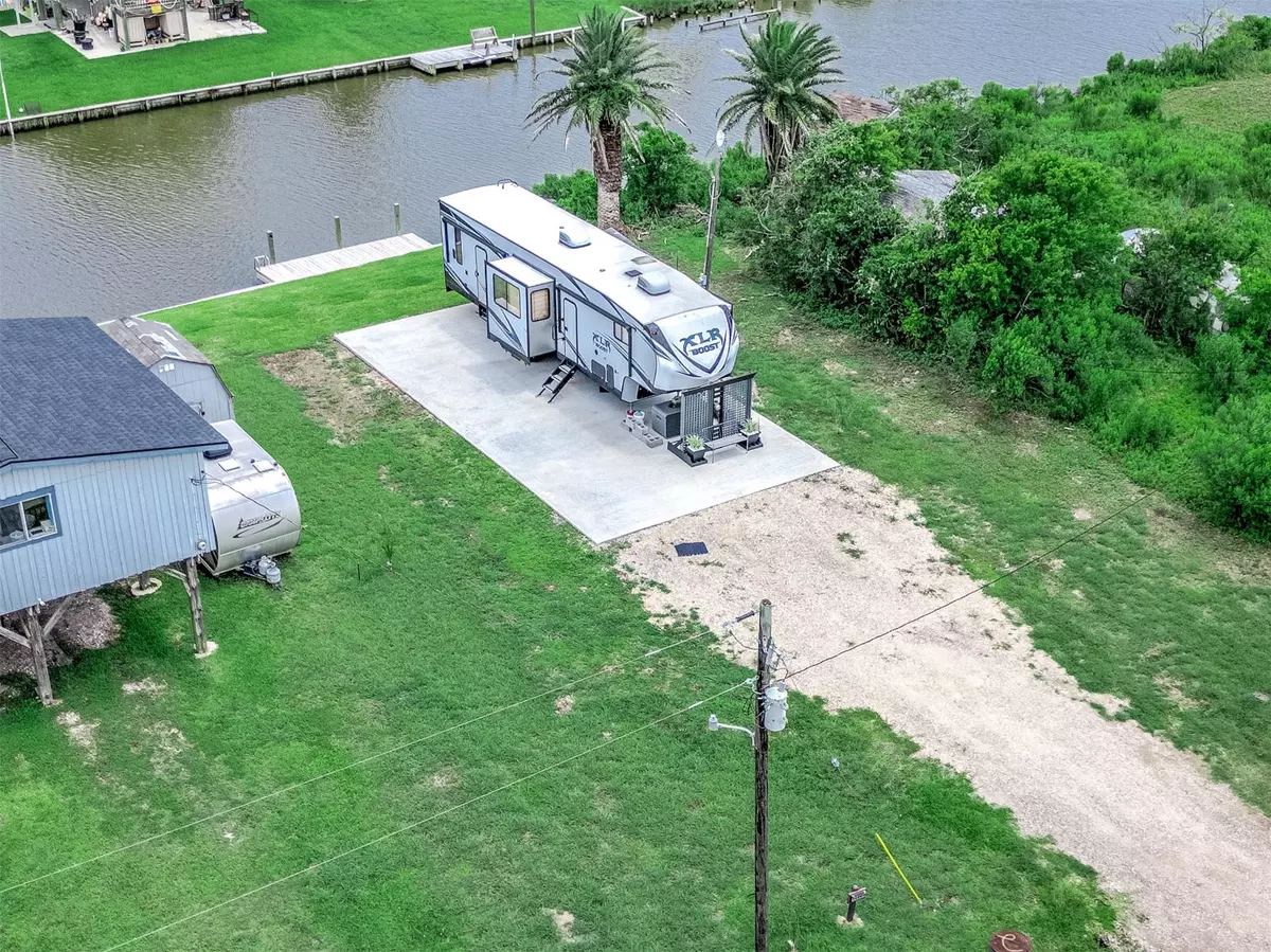 Sargent, TX 77414,14492 Chimaera RD