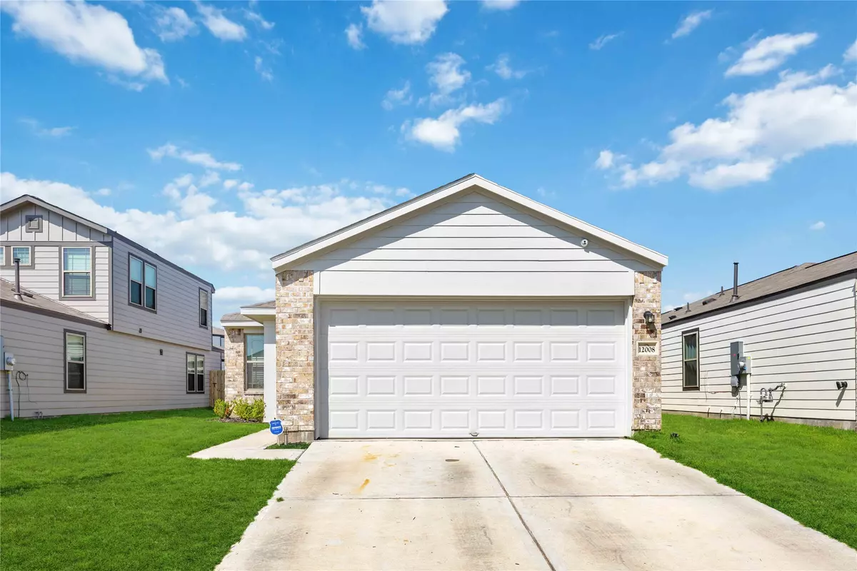 Houston, TX 77048,12008 Walter Burton WAY