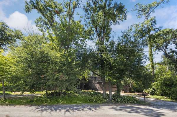 707 Holy Rood LN, Houston, TX 77024