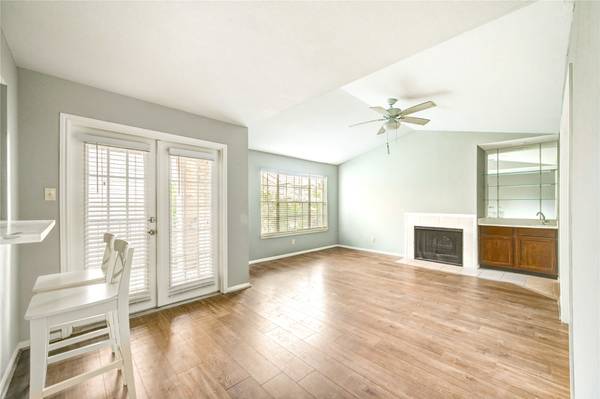 14600 Fonmeadow DR #201, Houston, TX 77035