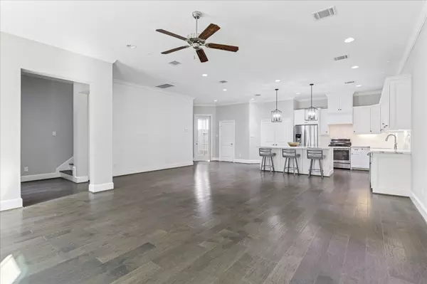 Houston, TX 77007,2506 Radcliffe ST