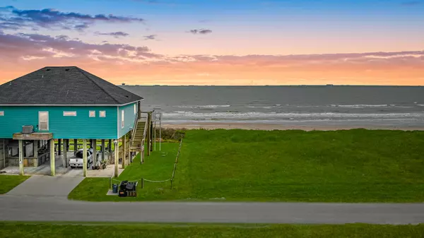 Crystal Beach, TX 77650,1117 Blue Water DR