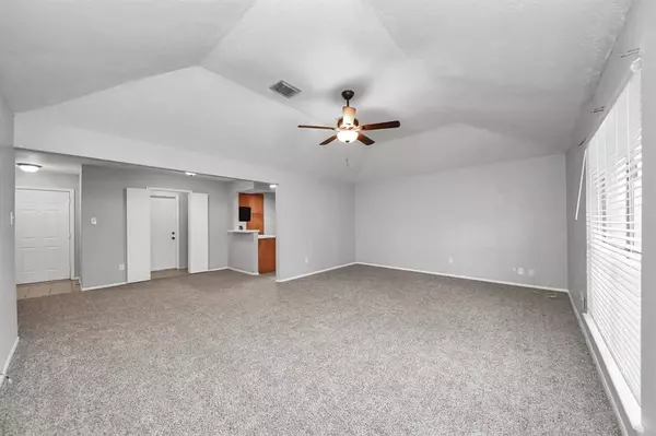 Pasadena, TX 77502,2318 Hearne DR