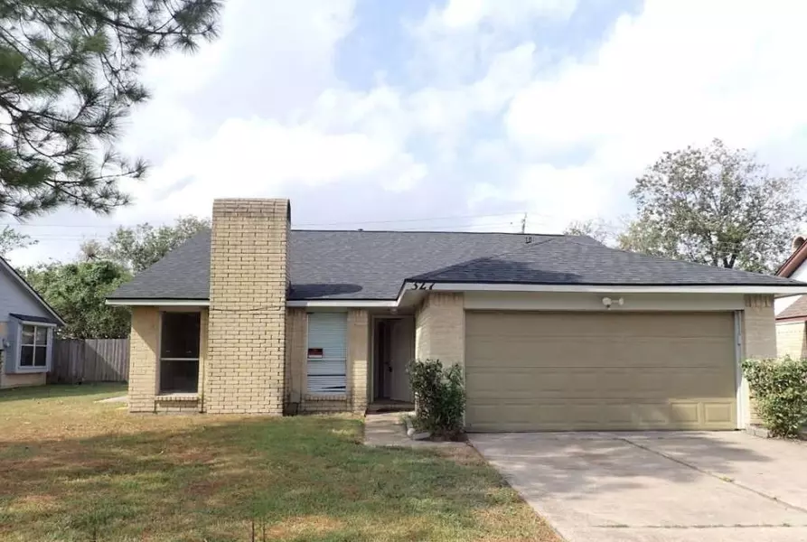 327 Oakdale DR, Stafford, TX 77477