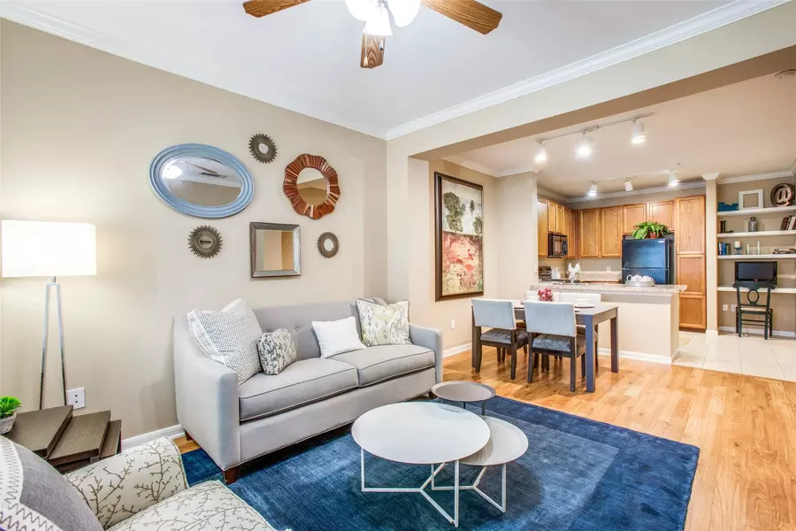10221 Centrepark DR #A226, Houston, TX 77043