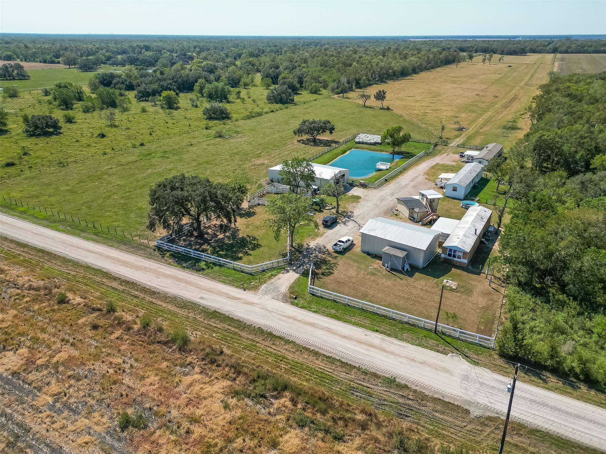 16631 Baker CR 522 RD, Guy, TX 77444