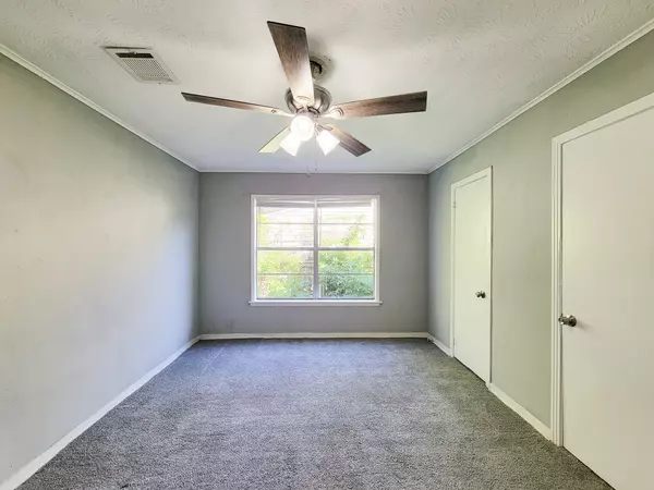 La Marque, TX 77568,2330 Cedar DR