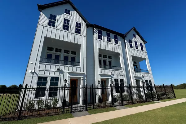 2745 Providence ST, Houston, TX 77020