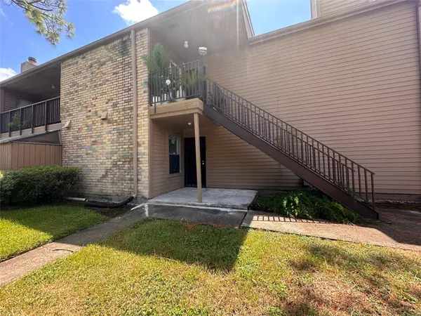 Houston, TX 77072,10555 Turtlewood CT #102