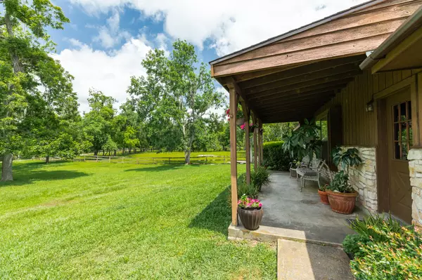 Angleton, TX 77515,4821 County Road 288