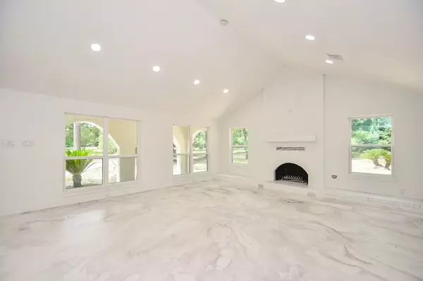 Magnolia, TX 77354,6914 Evergreen ST