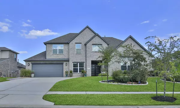 Pinehurst, TX 77362,902 Falcon Hollow LN