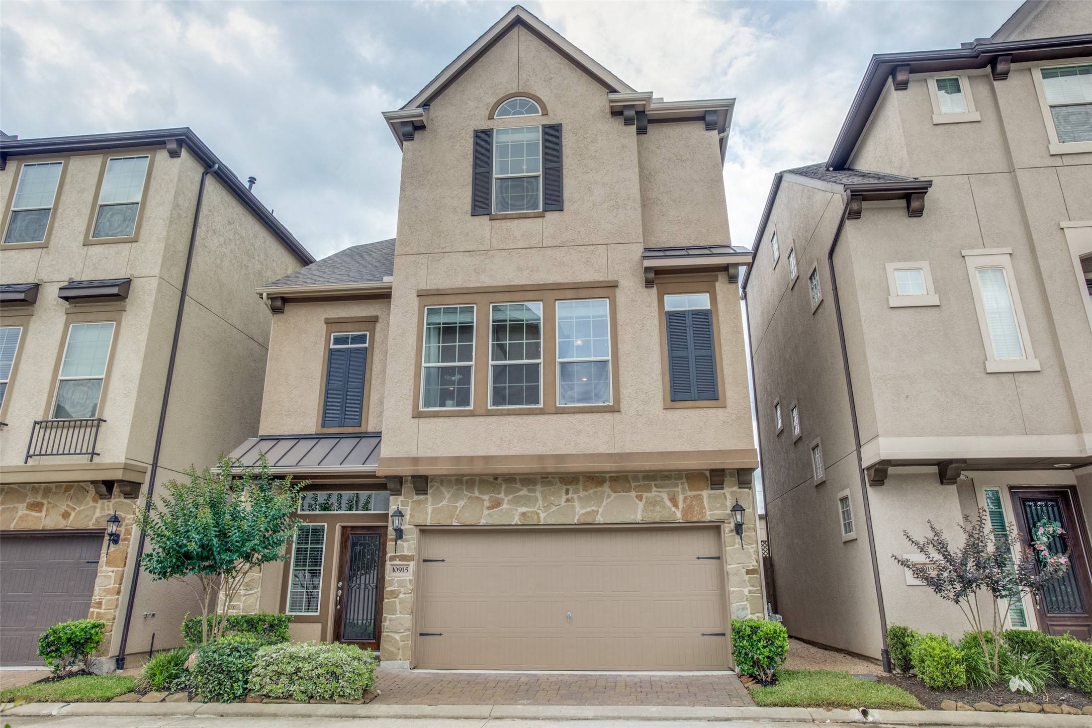 10915 Upland Pass DR, Houston, TX 77043