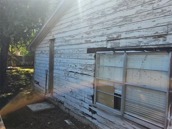 Deer Park, TX 77536,206 Sylvia ST