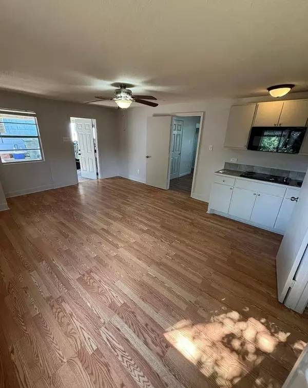 Galveston, TX 77551,5520 Menard Avenue