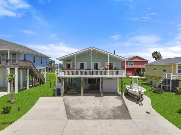4135 Fort Bend DR, Galveston, TX 77554