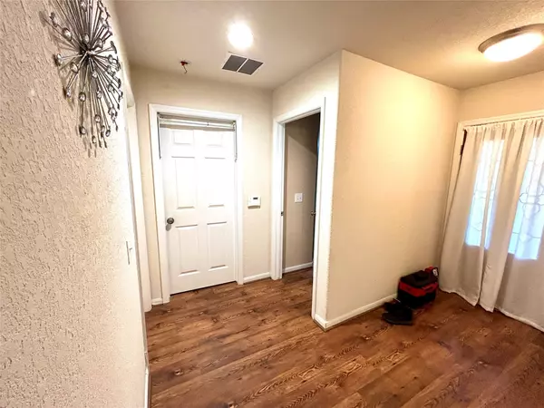 Houston, TX 77066,6315 S Wintersage LN