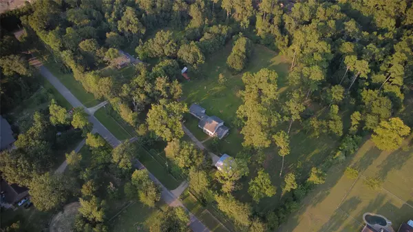 27110 Cherokee LN, Magnolia, TX 77354